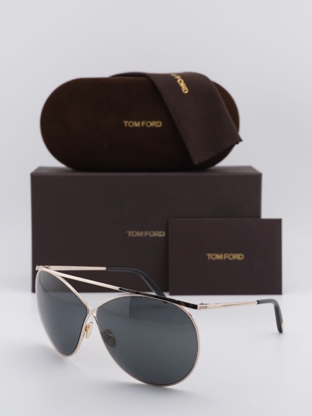 Tom Ford Stevie FT0761 28A Oval Sunglasses - Shiny Rose Gold\Smoke